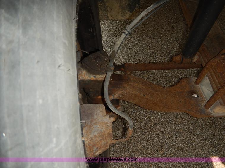 image for item J3832 2003 Thomas Built FS65 school bus