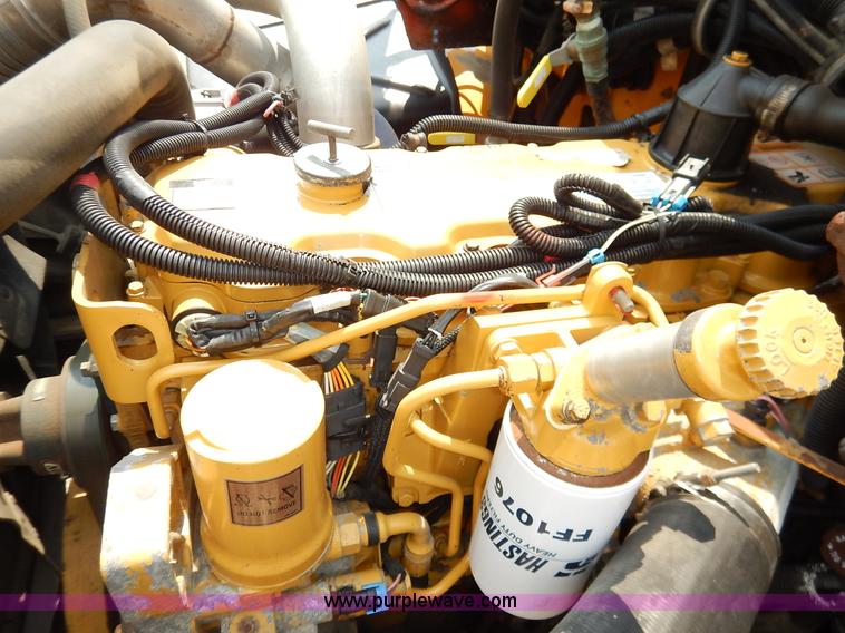 image for item J3832 2003 Thomas Built FS65 school bus