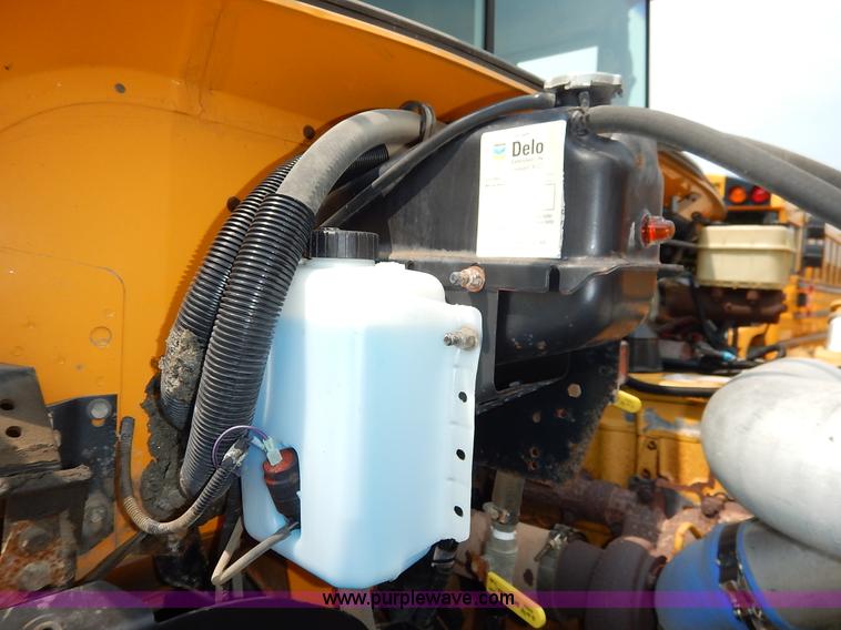 image for item J3832 2003 Thomas Built FS65 school bus