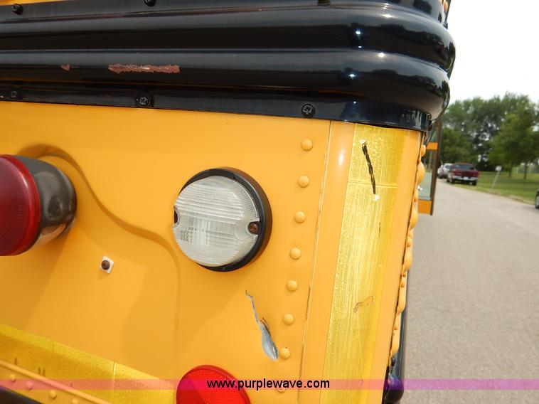 image for item J3832 2003 Thomas Built FS65 school bus