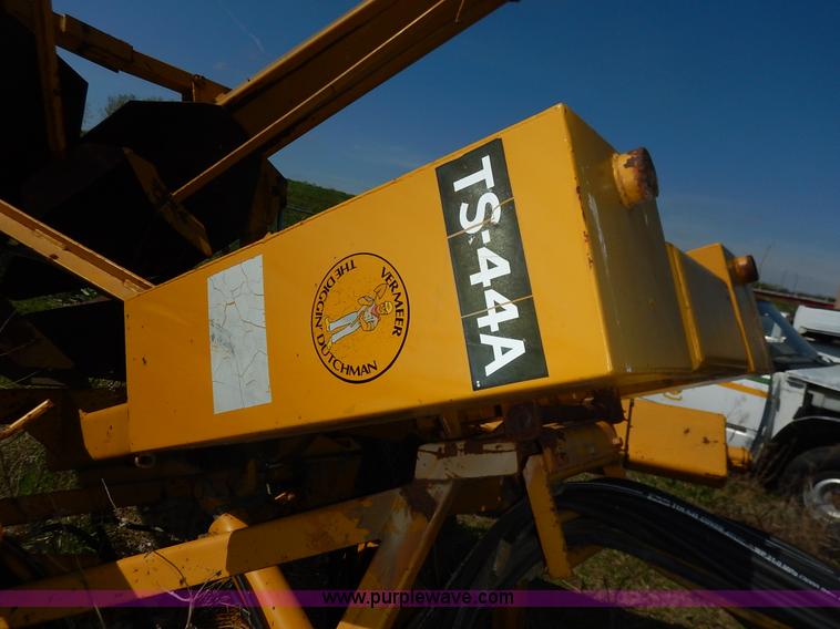 image for item J3975 1979 Vermeer TS44A Diggin' Dutchman tree spade