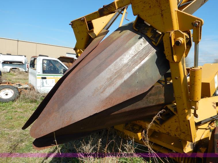 image for item J3975 1979 Vermeer TS44A Diggin' Dutchman tree spade