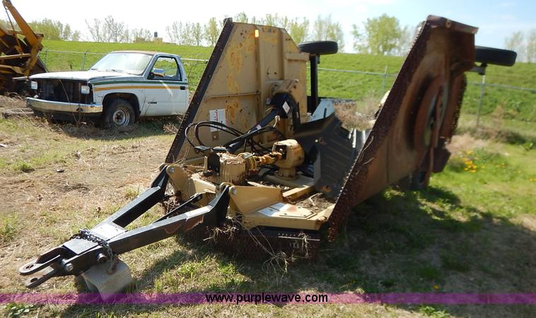 image for item J3976 2003 Land Pride PC5015 batwing rotary mower