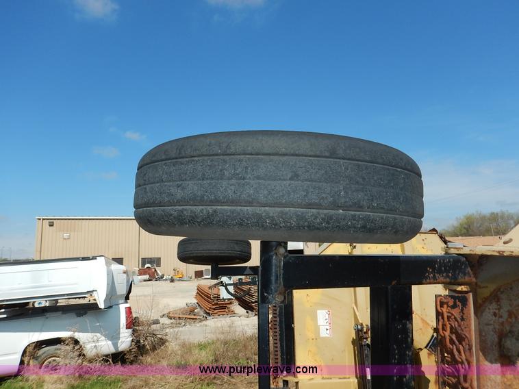 image for item J3976 2003 Land Pride PC5015 batwing rotary mower