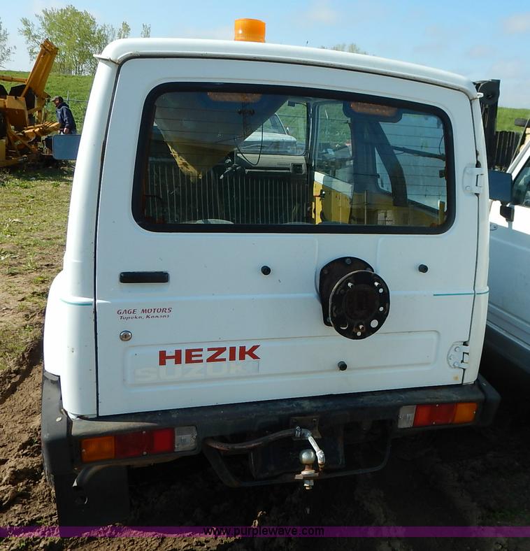 image for item J3977 1988 Suzuki Samurai Hezik SUV