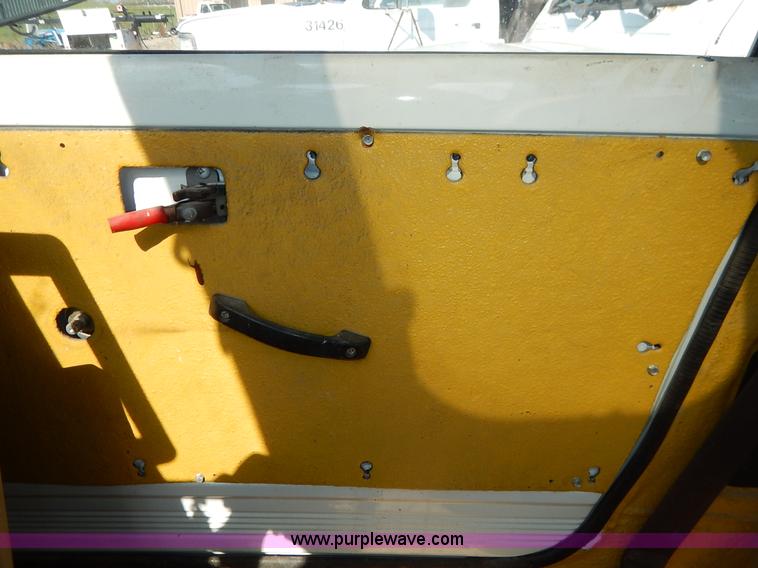 image for item J3977 1988 Suzuki Samurai Hezik SUV