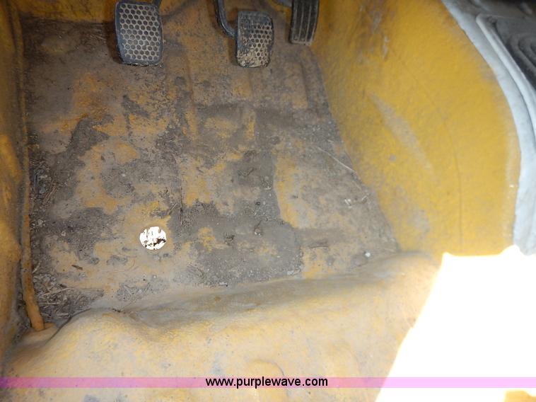 image for item J3977 1988 Suzuki Samurai Hezik SUV