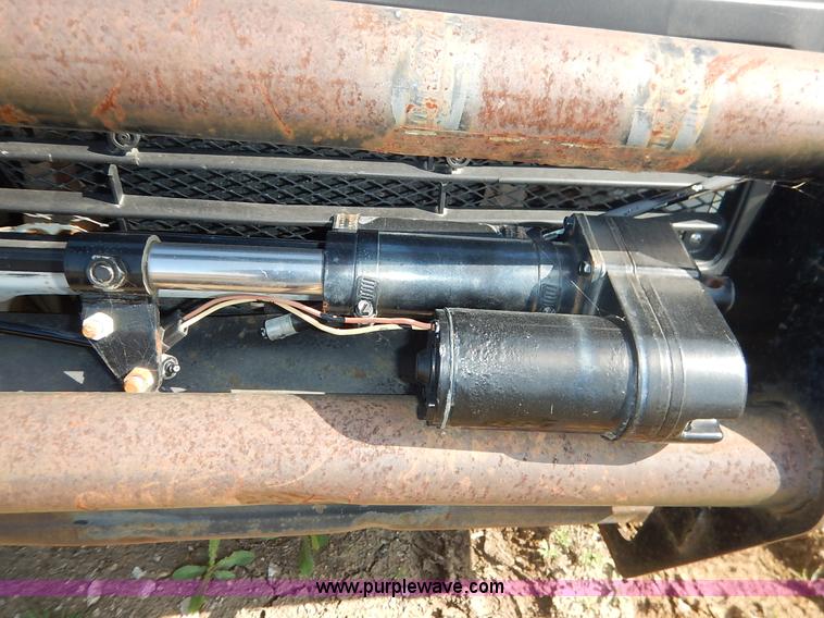 image for item J3977 1988 Suzuki Samurai Hezik SUV