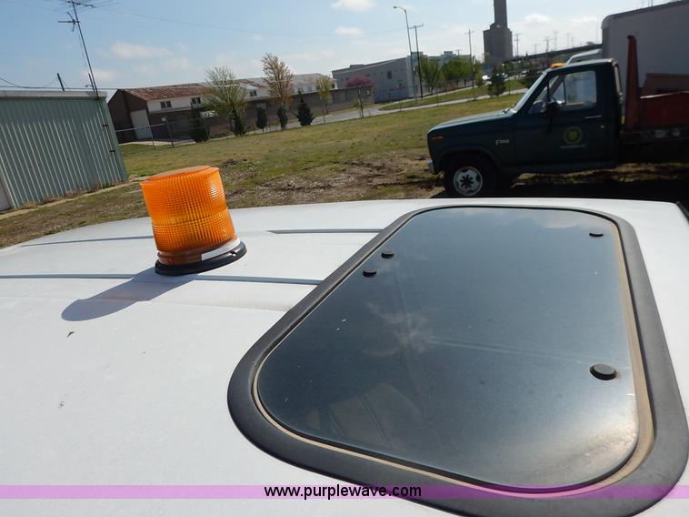 image for item J3977 1988 Suzuki Samurai Hezik SUV