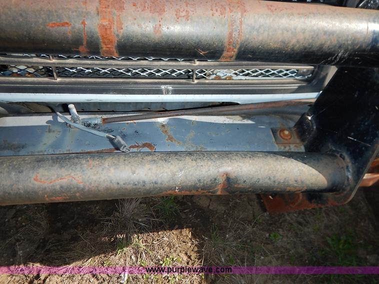 image for item J3978 1988 Suzuki Samurai Hezik SUV