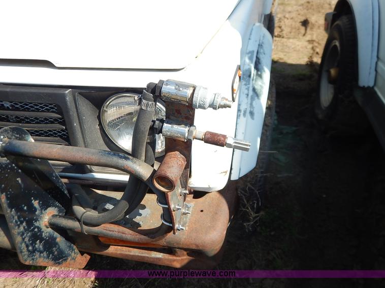 image for item J3978 1988 Suzuki Samurai Hezik SUV