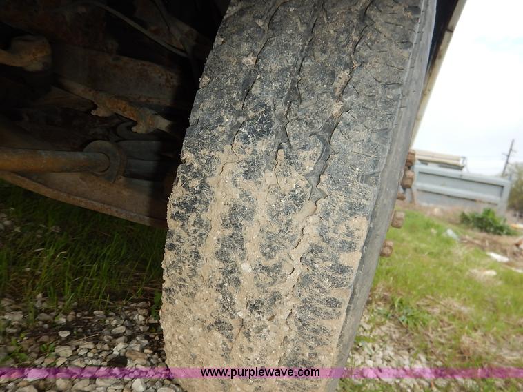 image for item J3982 2003 Workhorse P42 van