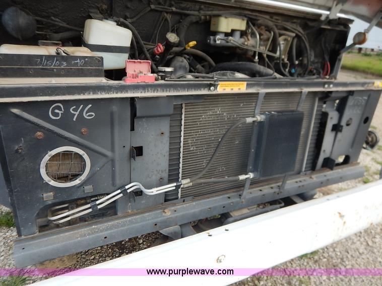 image for item J3982 2003 Workhorse P42 van