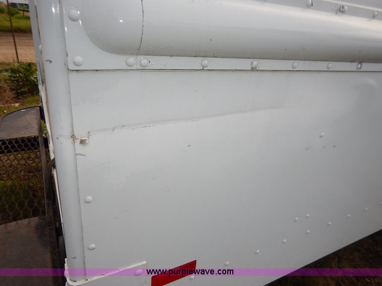 image for item J3982 2003 Workhorse P42 van