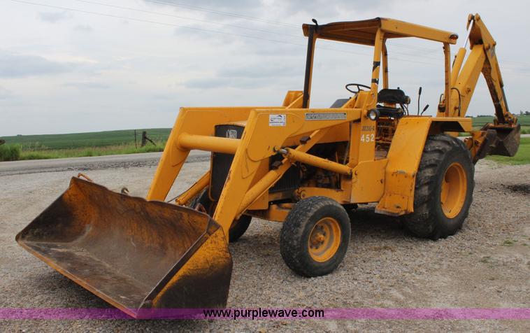 image for item J5898 1979 John Deere 310A backhoe