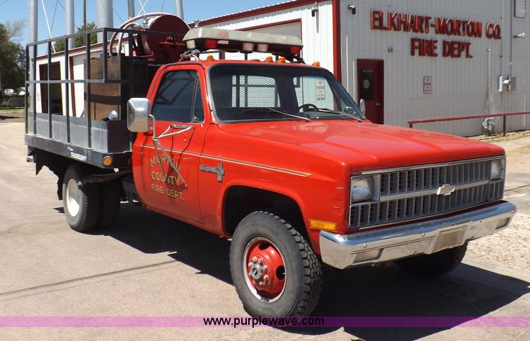 image for item J6938 1982 Chevrolet Custom Deluxe 30 fire truck