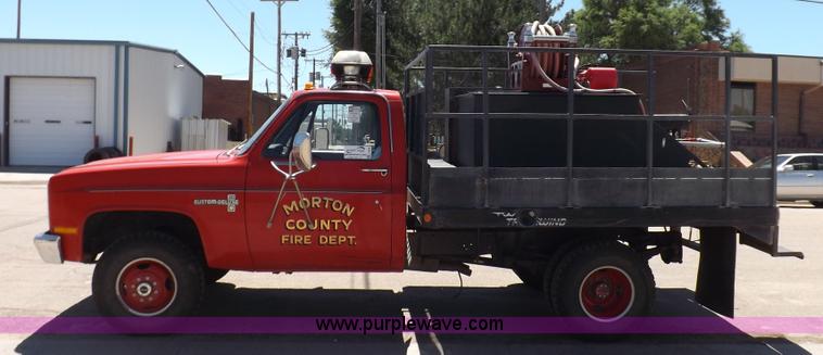 image for item J6938 1982 Chevrolet Custom Deluxe 30 fire truck