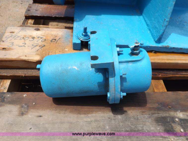 image for item J6952 Paco 4" x 6" vertical inline smart pump