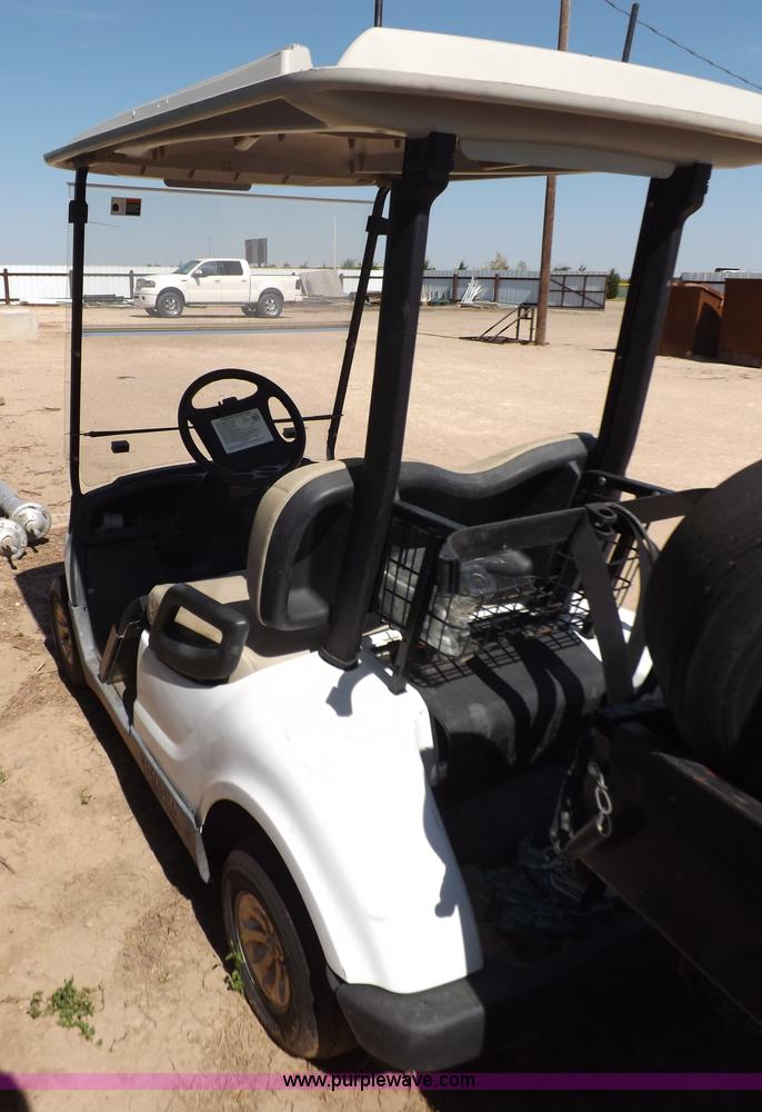 image for item J6953 2008 Yamaha YDRE golf cart