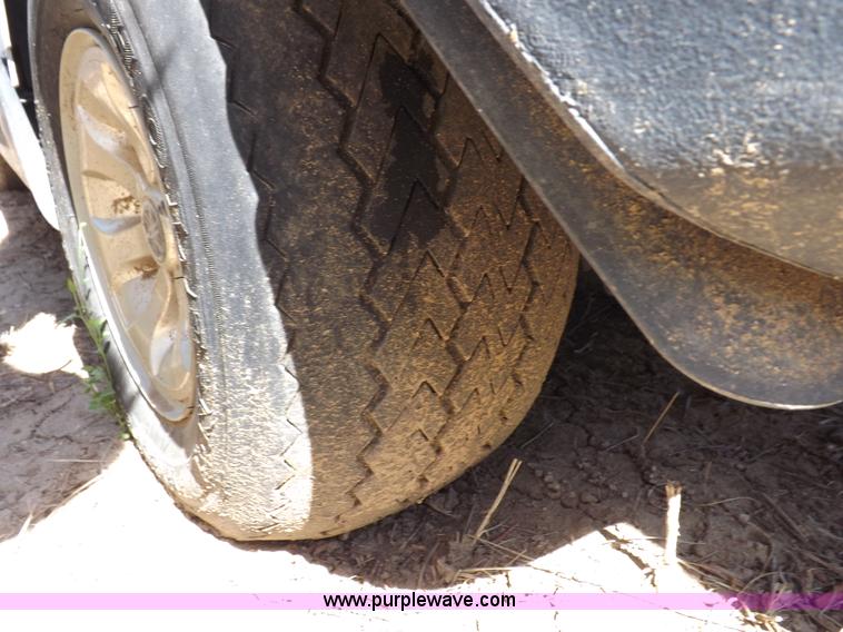 image for item J6953 2008 Yamaha YDRE golf cart