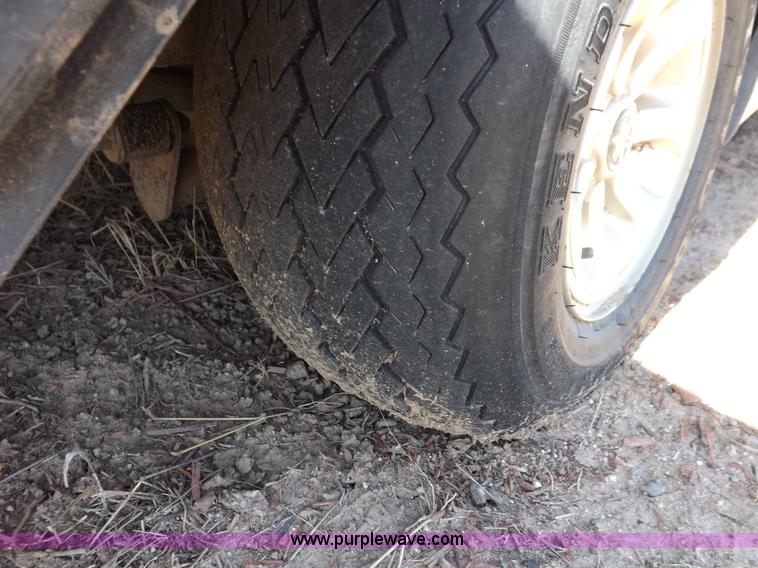 image for item J6953 2008 Yamaha YDRE golf cart