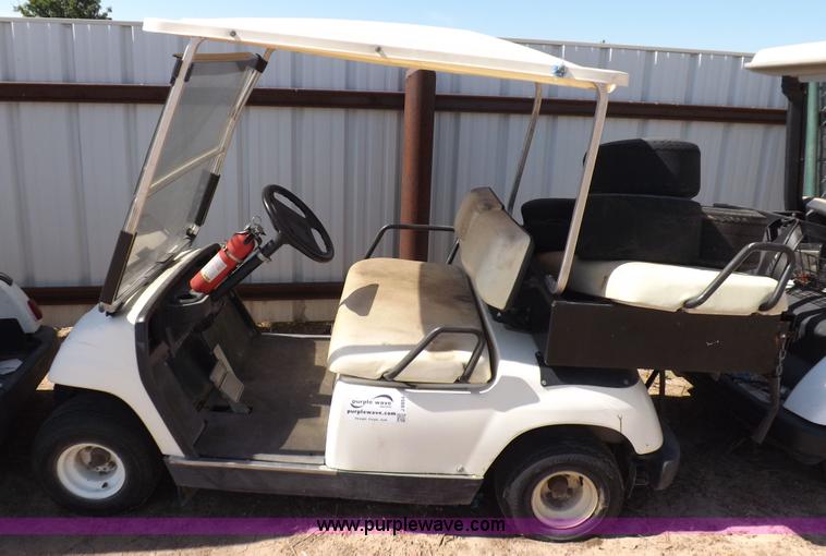 image for item J6954 1996 Yamaha G16E golf cart
