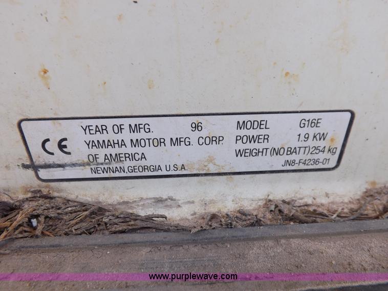 image for item J6954 1996 Yamaha G16E golf cart
