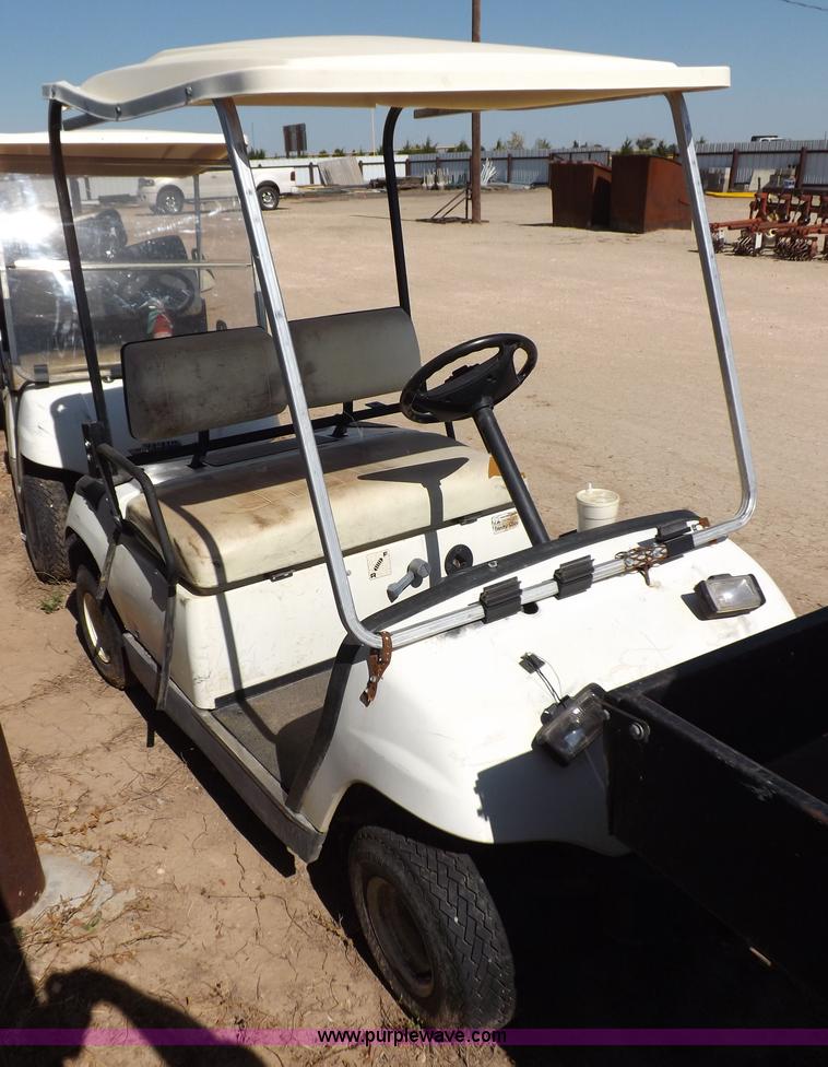 image for item J6955 1998 Yamaha G16E golf cart