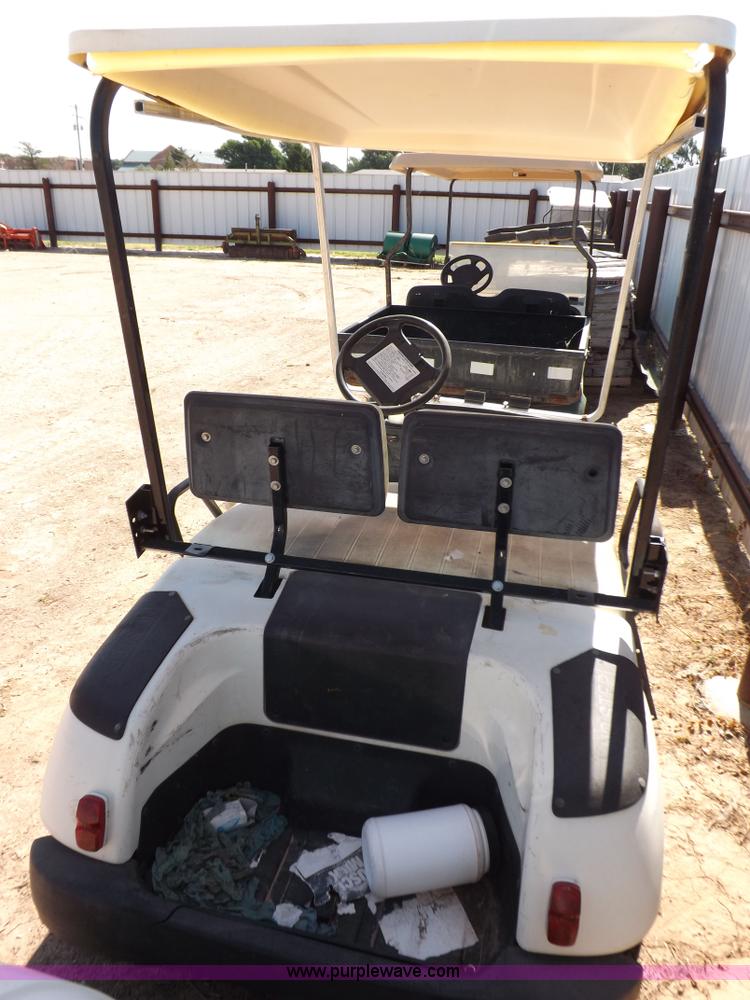 image for item J6955 1998 Yamaha G16E golf cart