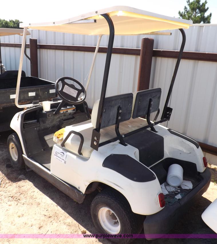 image for item J6955 1998 Yamaha G16E golf cart