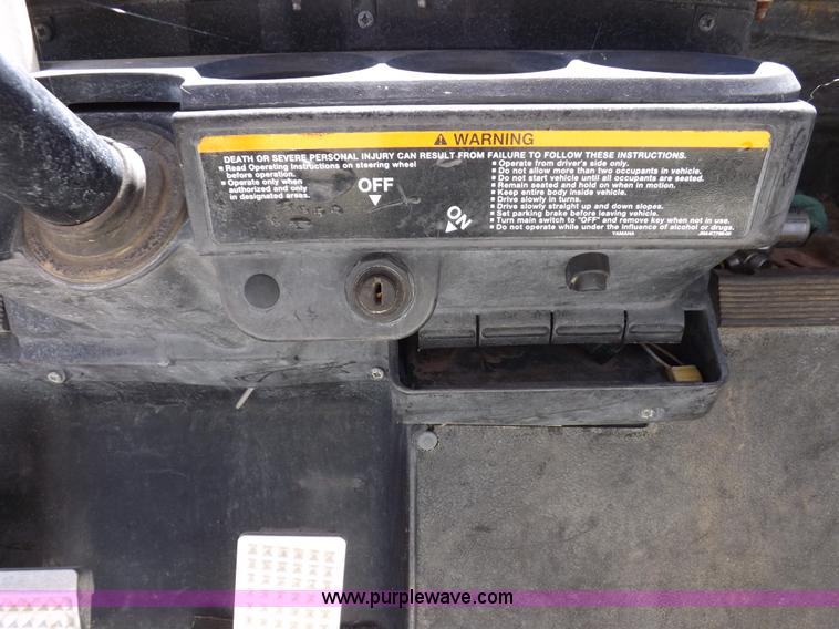image for item J6955 1998 Yamaha G16E golf cart