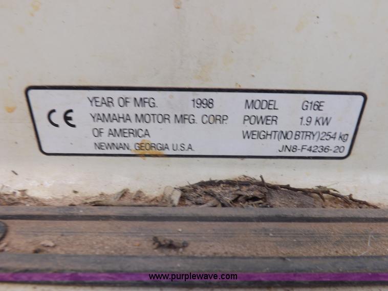 image for item J6955 1998 Yamaha G16E golf cart