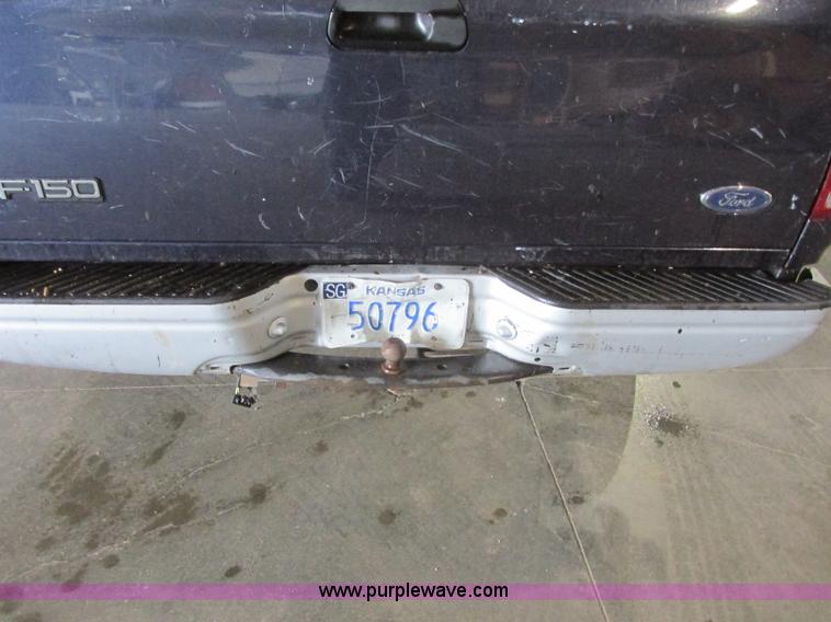 image for item J7984 2000 Ford F150 XL pickup truck