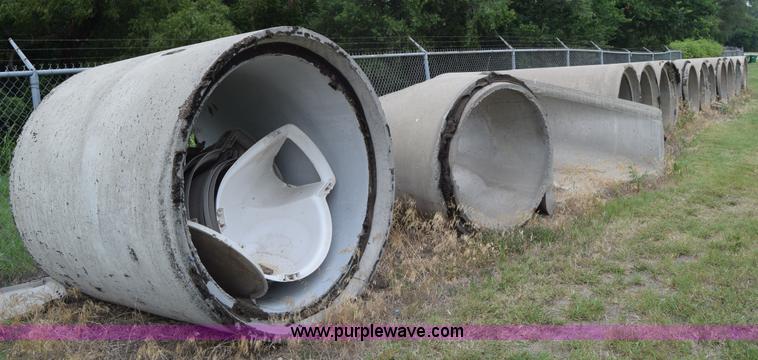 image for item J7986 Concrete culverts