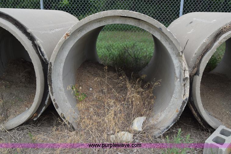 image for item J7986 Concrete culverts