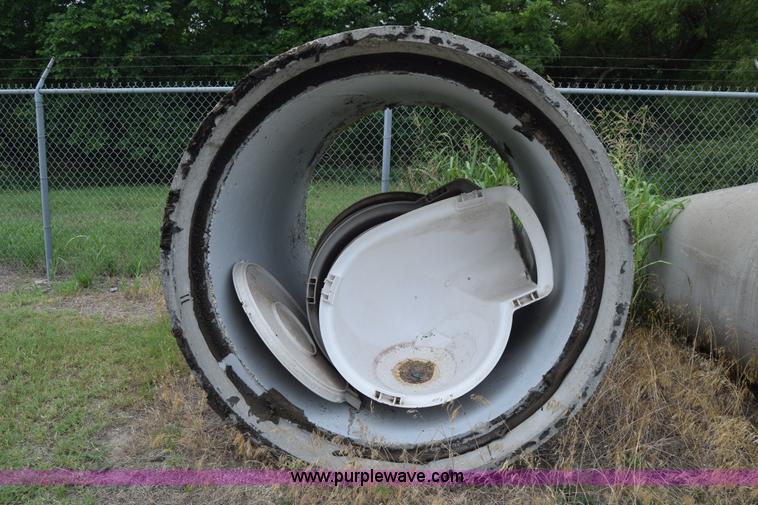 image for item J7986 Concrete culverts