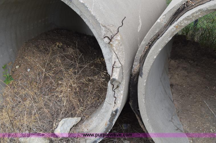 image for item J7986 Concrete culverts