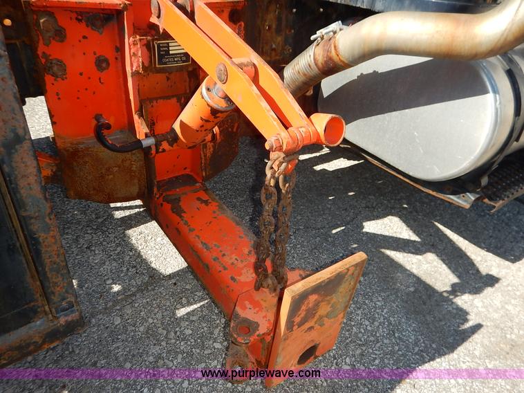 image for item K1508 2002 International 4900 semi truck