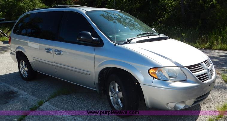 image for item K1511 2007 Dodge Grand Caravan SXT van