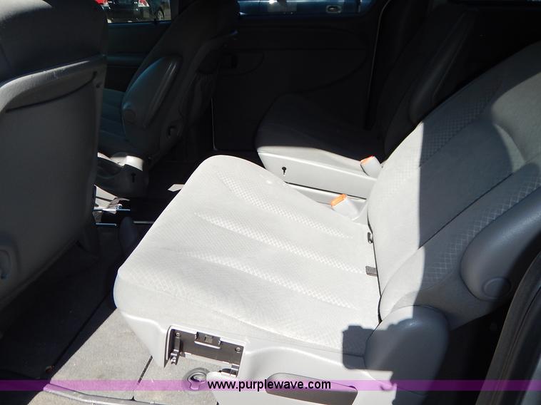 image for item K1511 2007 Dodge Grand Caravan SXT van