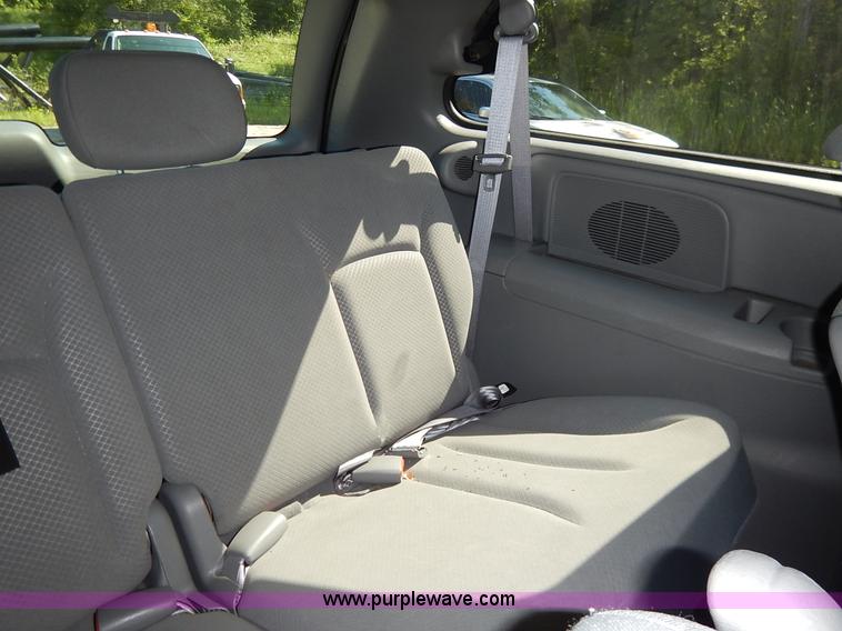 image for item K1511 2007 Dodge Grand Caravan SXT van