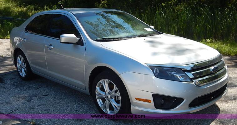 image for item K1512 2012 Ford Fusion SE