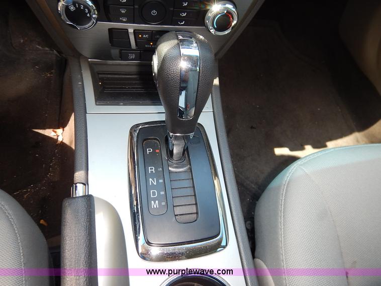 image for item K1512 2012 Ford Fusion SE