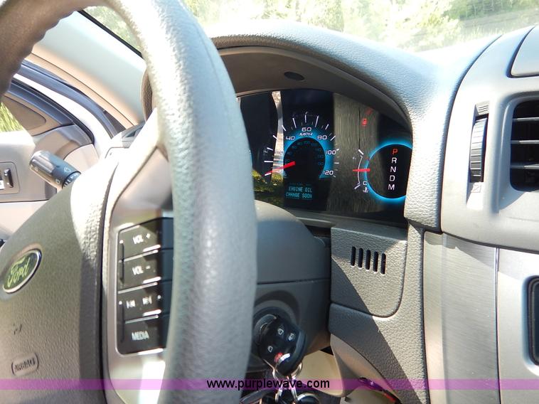 image for item K1512 2012 Ford Fusion SE