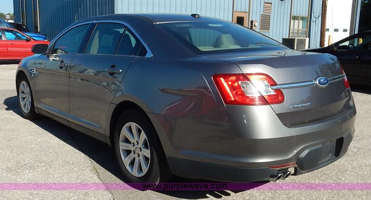 image for item K1513 2011 Ford Taurus