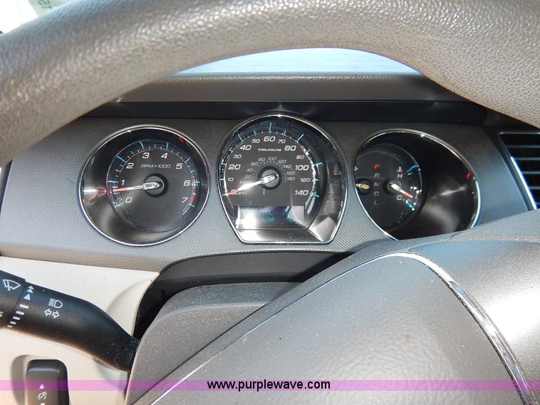 image for item K1513 2011 Ford Taurus