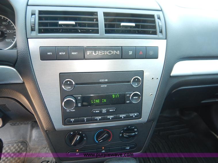 image for item K1514 2008 Ford Fusion SE