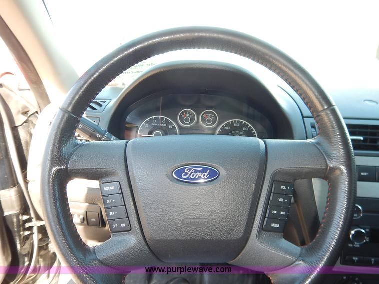 image for item K1514 2008 Ford Fusion SE