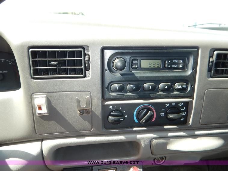 image for item K1515 2000 Ford F450 Super Duty XL dump flatbed truck