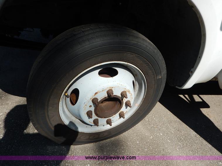 image for item K1515 2000 Ford F450 Super Duty XL dump flatbed truck